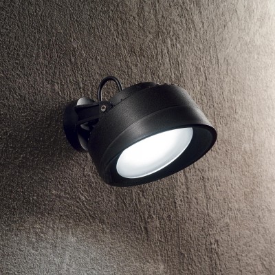 FRAUNEN Venkovní nástěnné svítidlo, nastavitelný směr svícení, těleso plast, povrch černá, difuzor plast opál, pro LED 1x10W, GX53, 230V, IP66, tř.2, rozměry d=150mm.